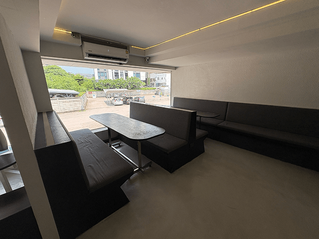 BeansLiquorの2階席