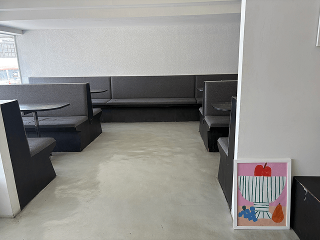 BeansLiquorの2階席