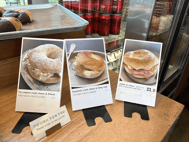 LOCAL VILLA BAGELのメニュー2