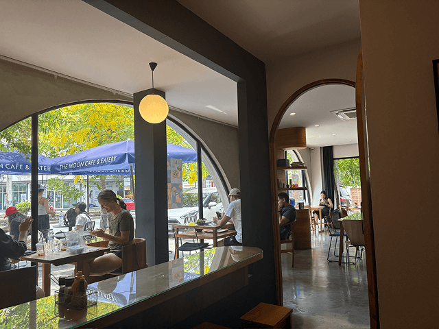 The Moon Eateryの内装