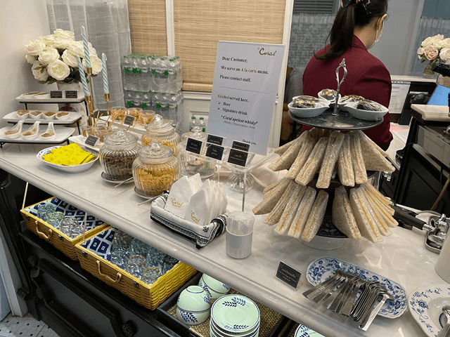 The Coral Executive Loungeの料理2（軽食類）