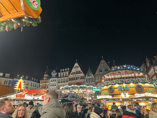 レーマー広場（Römerberg）のクリスマスマーケット