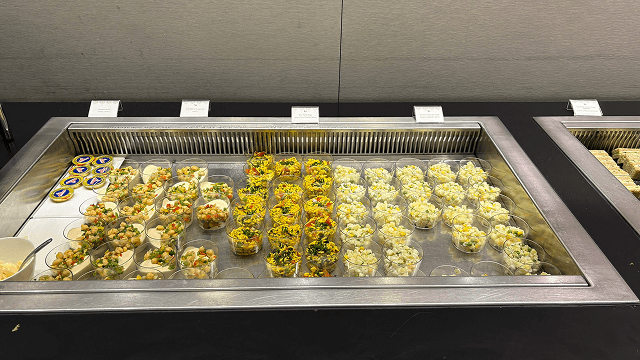 AL MAHAラウンジの冷菜