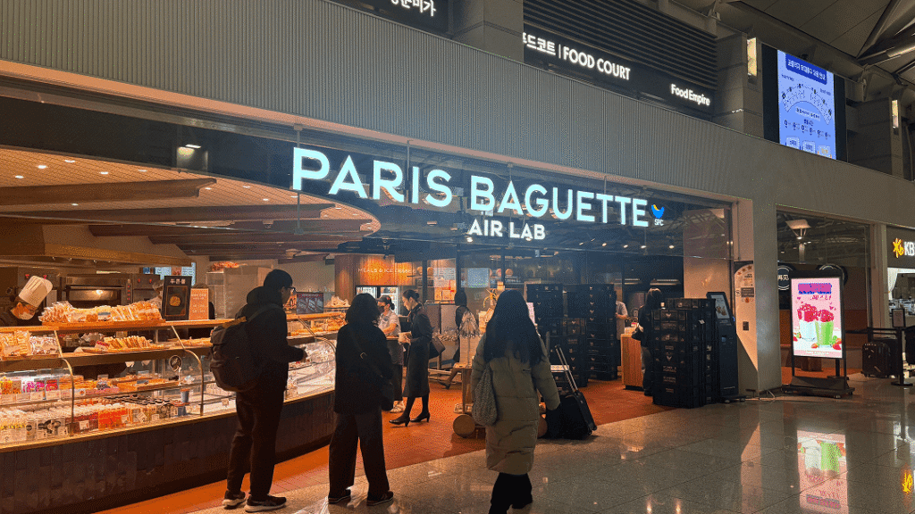 仁川国際空港ターミナル1　parisbaguetteの外観