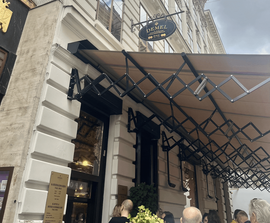 デメルの外観