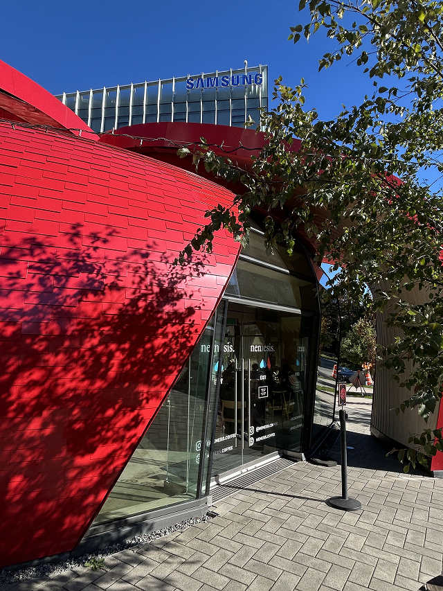 Nemesis Coffeeの外観