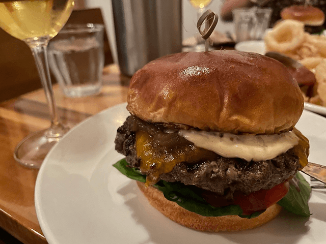 ハワイアンバーガー