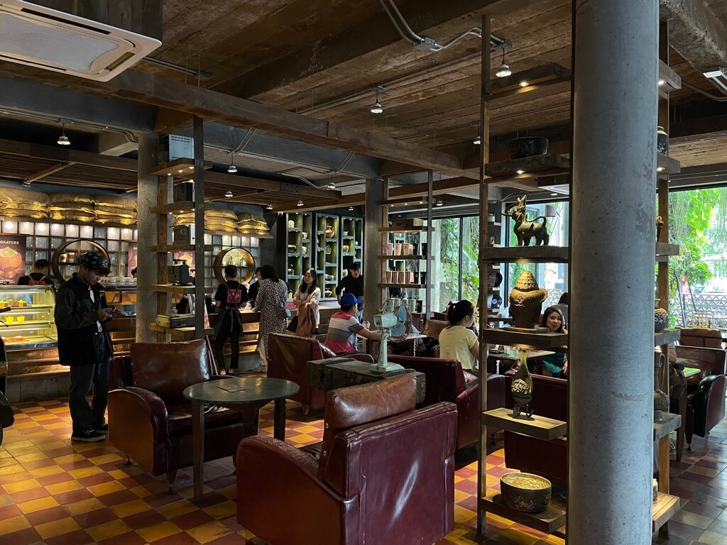 内装 / TEMPLE Coffee n Bakery